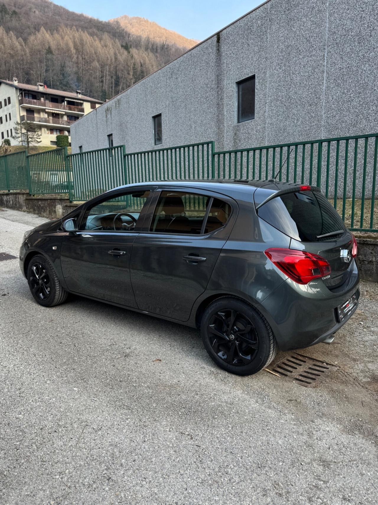 Opel Corsa 1.4 5 porte Innovation