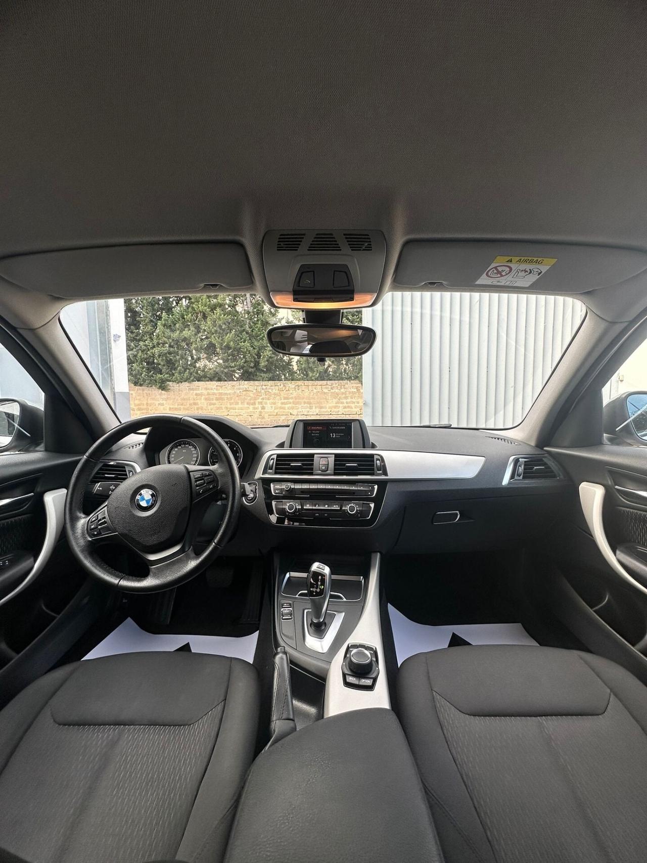 Bmw 118 118d 5p. Business