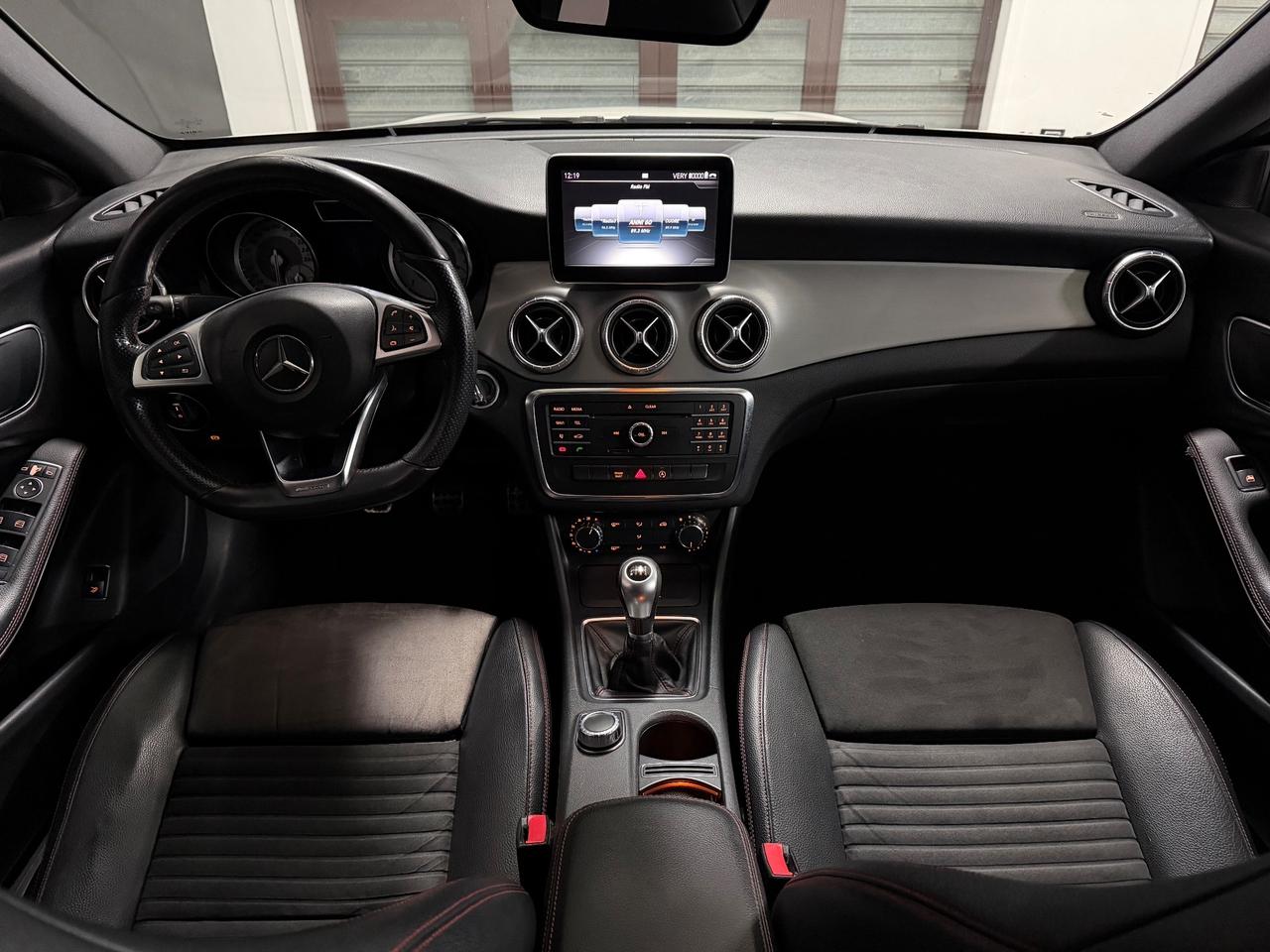 MERCEDES CLA 200d (136) Premium AMG 2015