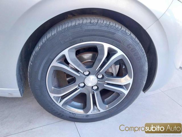 PEUGEOT 208 1.4 8V HDi 68CV 5p. Business