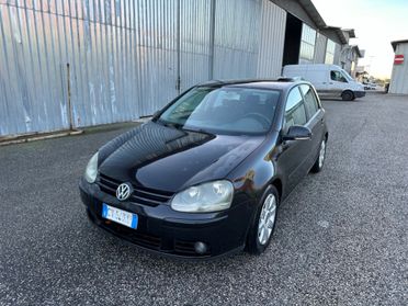 Volkswagen Golf 2.0 16V TDI 5p. Sportline..Gan. train.