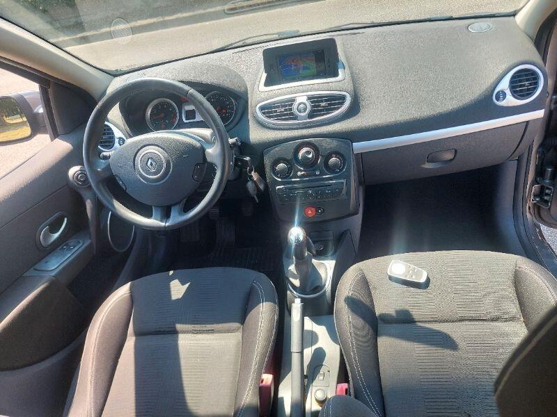 Renault Clio 1.2 75CV 5P Gomme Nuove NEOPATENTATI