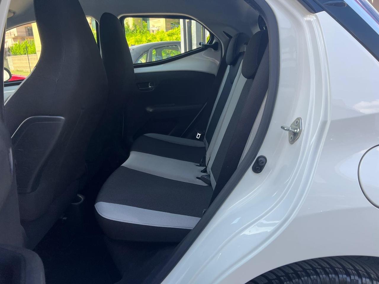 Toyota Aygo 5p 1.0 x-pure Bluetooth/Kamera