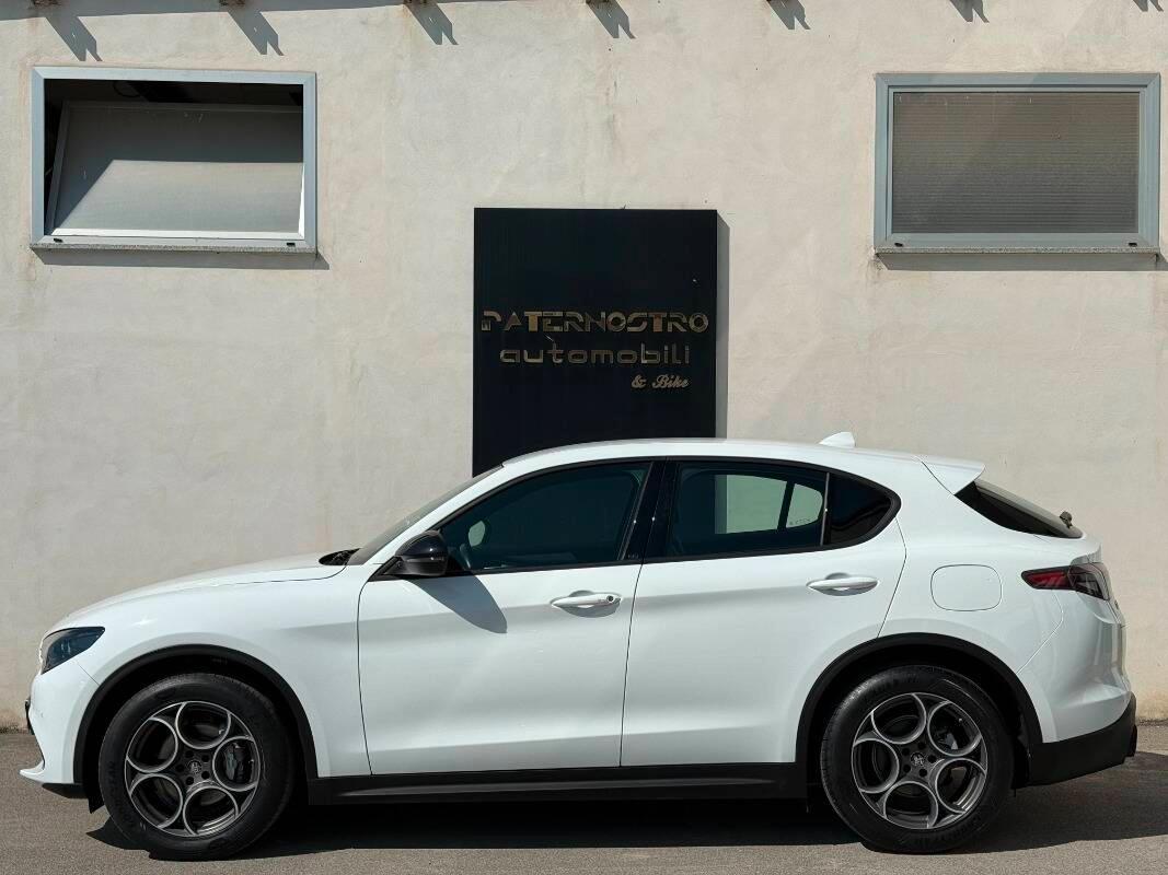Alfa Romeo Stelvio 2.2 t Sprint Q4 210cv auto