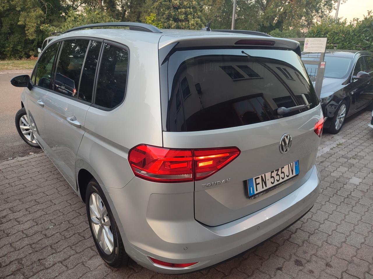 VOLKSWAGEN TOURAN 2018 DIESEL 7POSTI EURO6 POCHI KM NUOVA