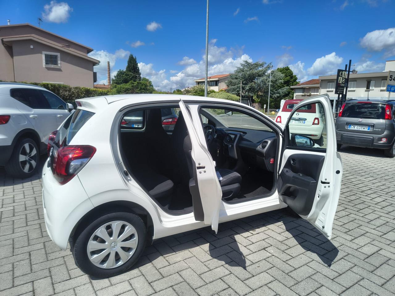 Peugeot 108 5 PORTE 1.0 benzina *GARANZIA 24 MESI*