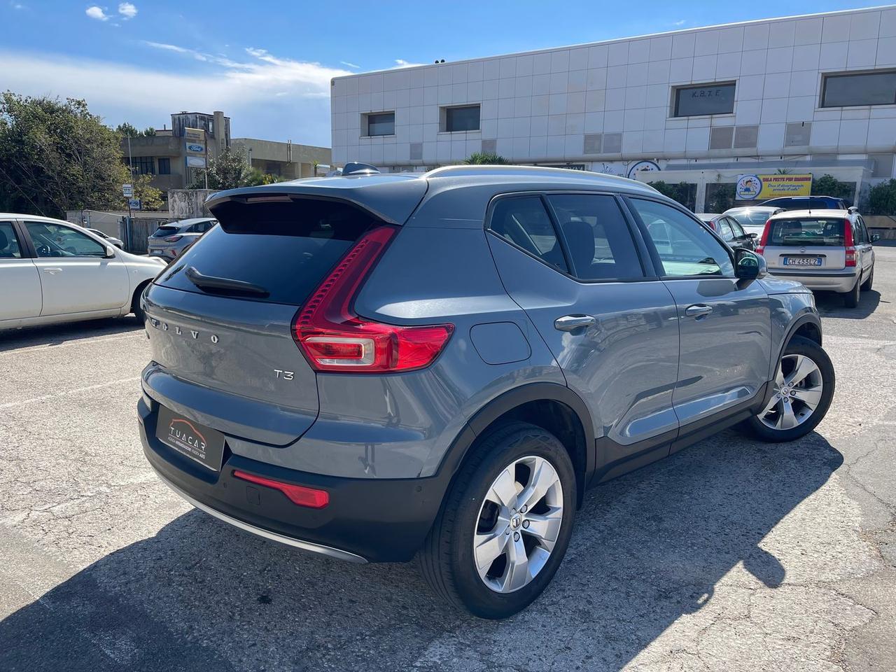 Volvo XC40 T3 Momentum Pro #10192