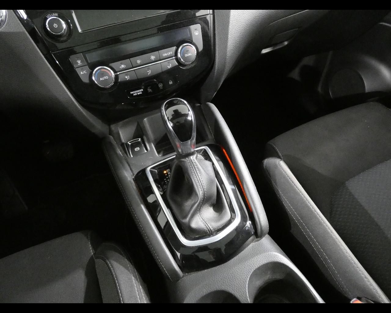 NISSAN Qashqai 2ª serie - Qashqai 1.5 dCi 115 CV DCT N-Connecta