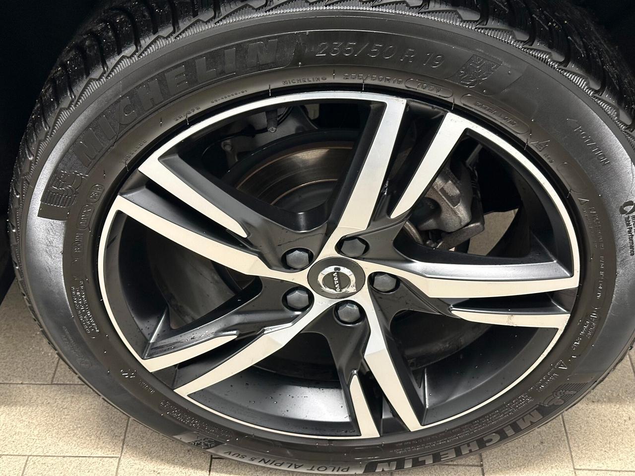 Volvo XC40 D3 Geartronic R-design