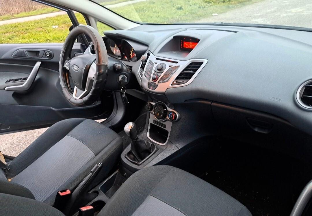 Ford Fiesta 1.2 82 CV 5 porte Titanium
