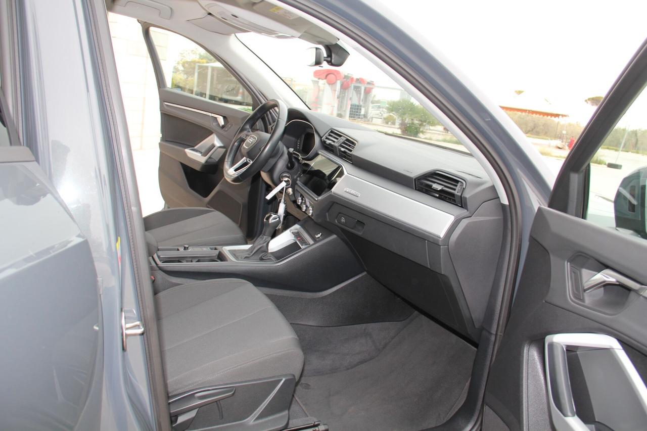 Audi Q3 TDI quattro S tronic Business Advanced (KW 110-CV150)