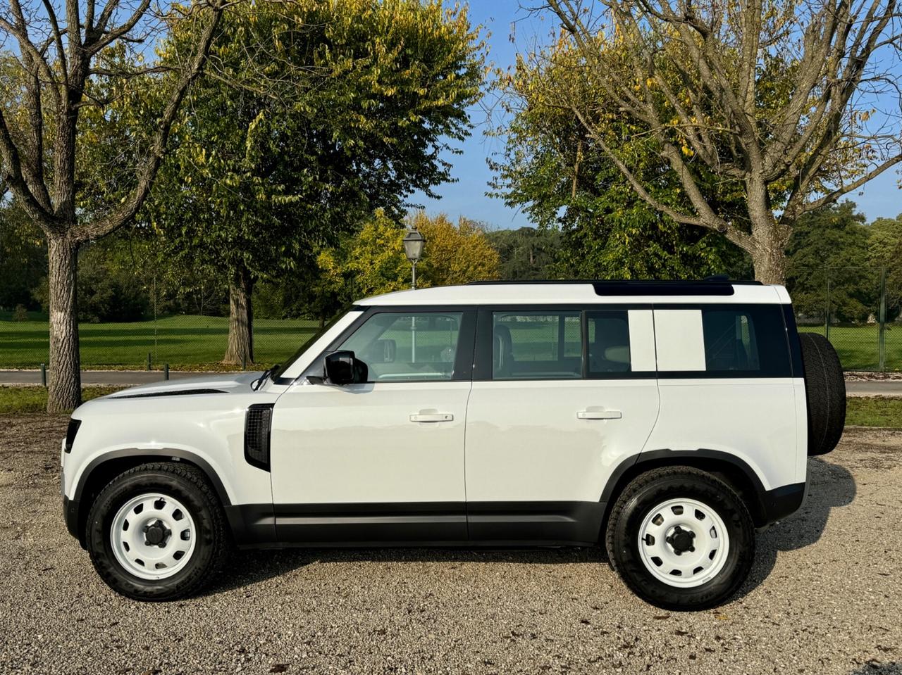 Land Rover Defender 250 CV - SUBENTRO LEASING LEGGERE