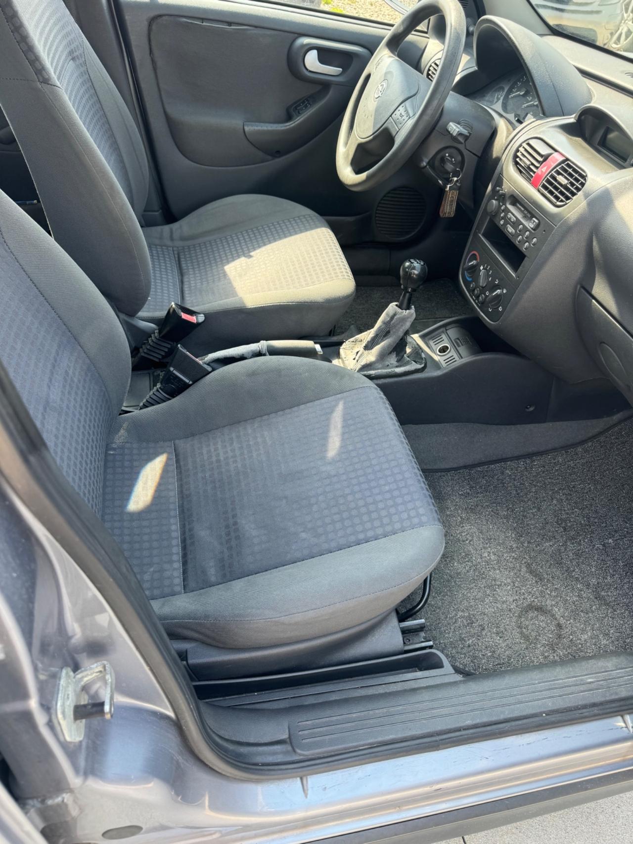 Opel Corsa 1.2i 16V cat 5 porte Comfort