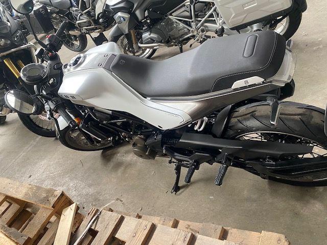 HUSQVARNA Vitpilen 401 4T my21