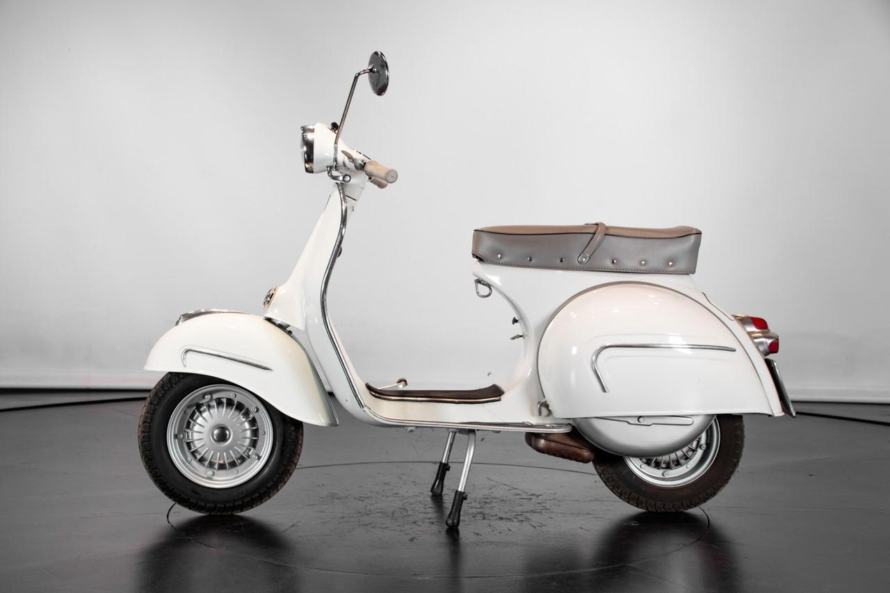 Piaggio Vespa 160 GS