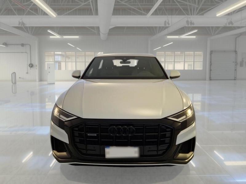 AUDI Q8 50 TDI MHEV 210kW quattro tiptronic Sport
