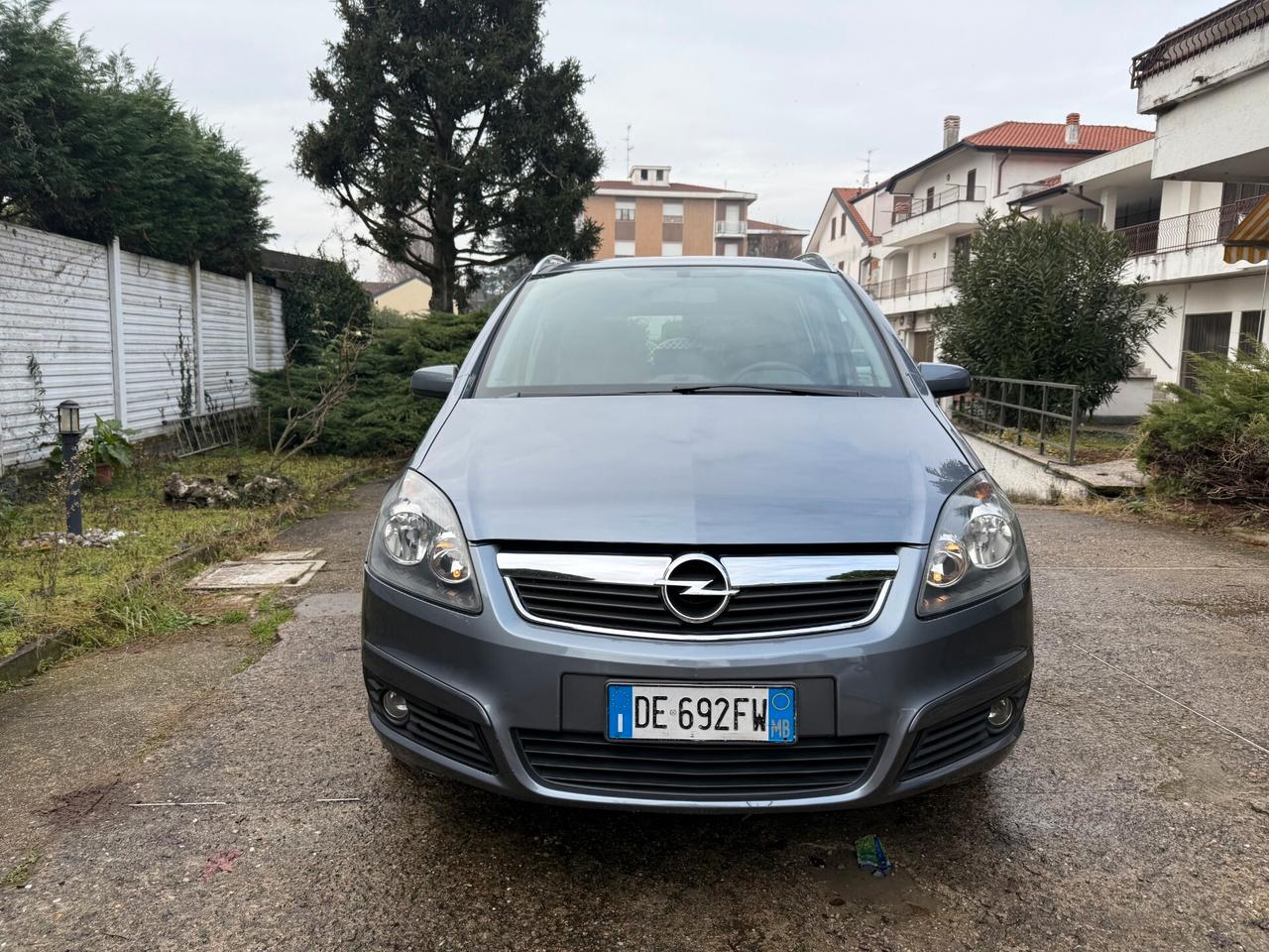 Opel Zafira 1.8 16V VVT Cosmo GPL 7POSTI