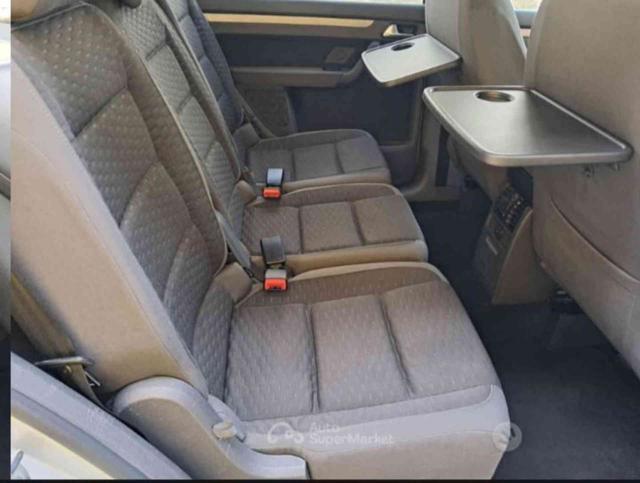 VOLKSWAGEN Touran 2.0 16V TDI Highline 7 porte