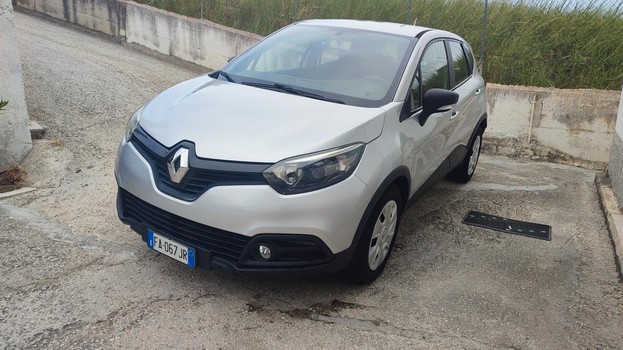 RENAULT CAPTUR