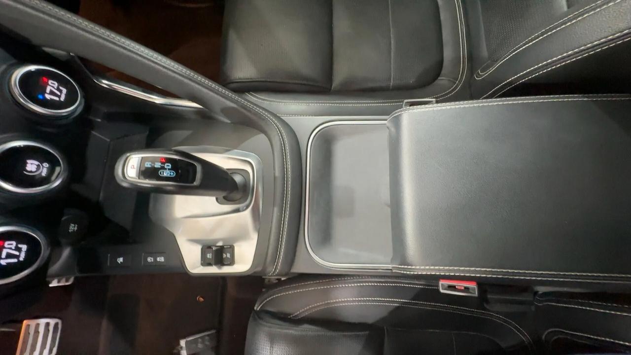 Jaguar E-Pace 2.0D 150 CV AWD aut. R-Dynamic S