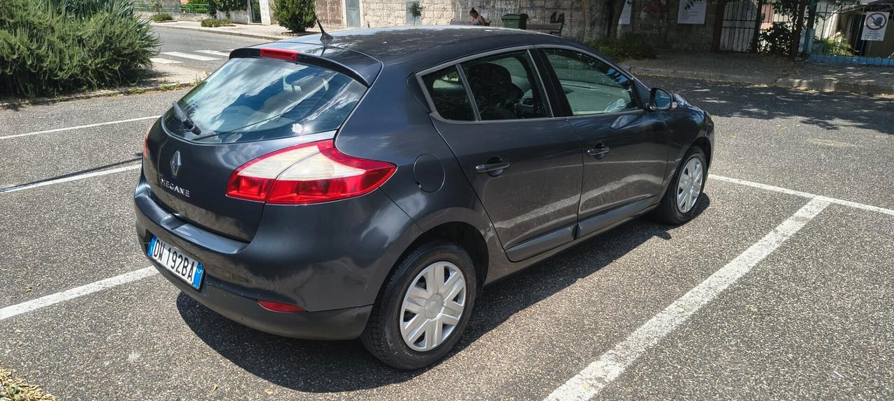 Renault Megane Mégane 1.5 dCi 110CV Dynamique