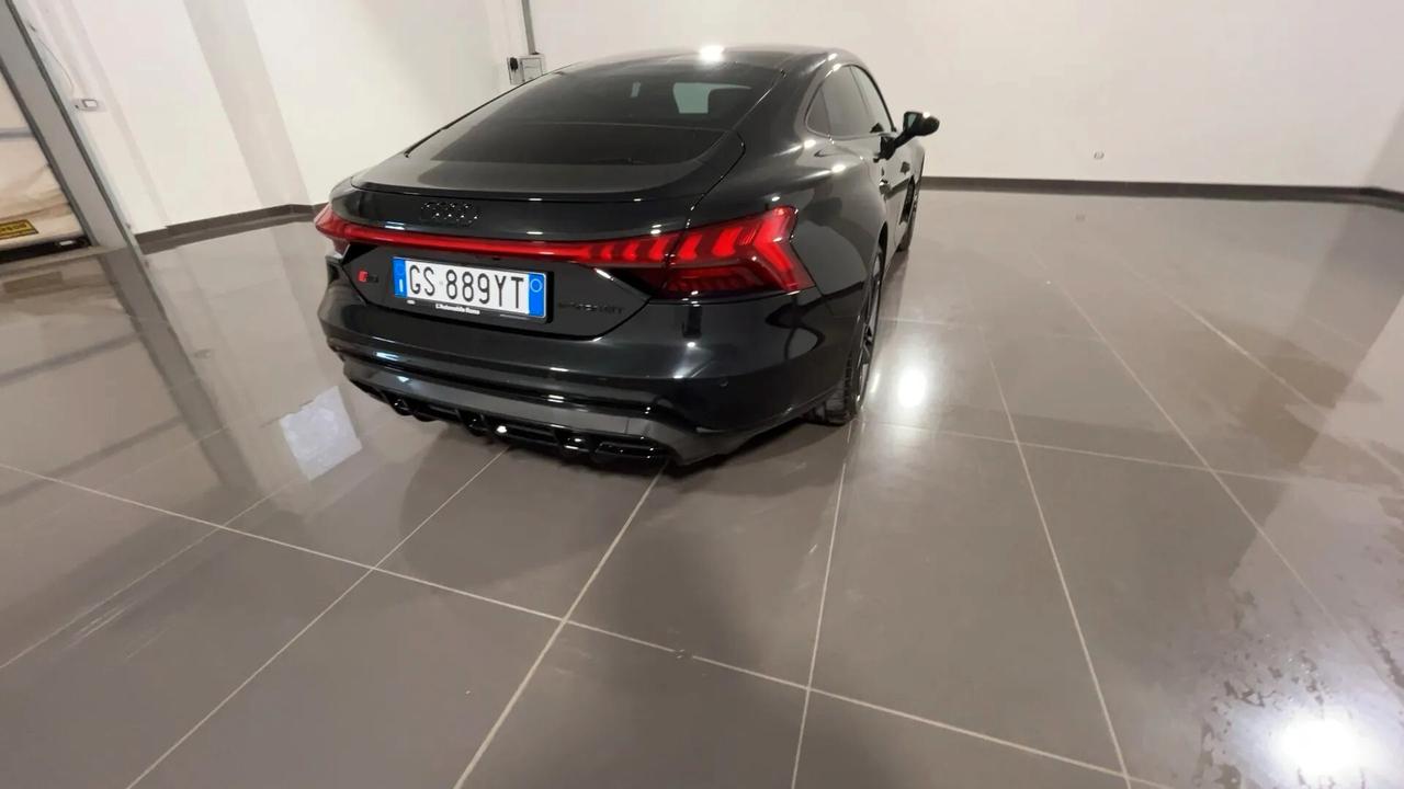 Audi E-tron GT RS quattro