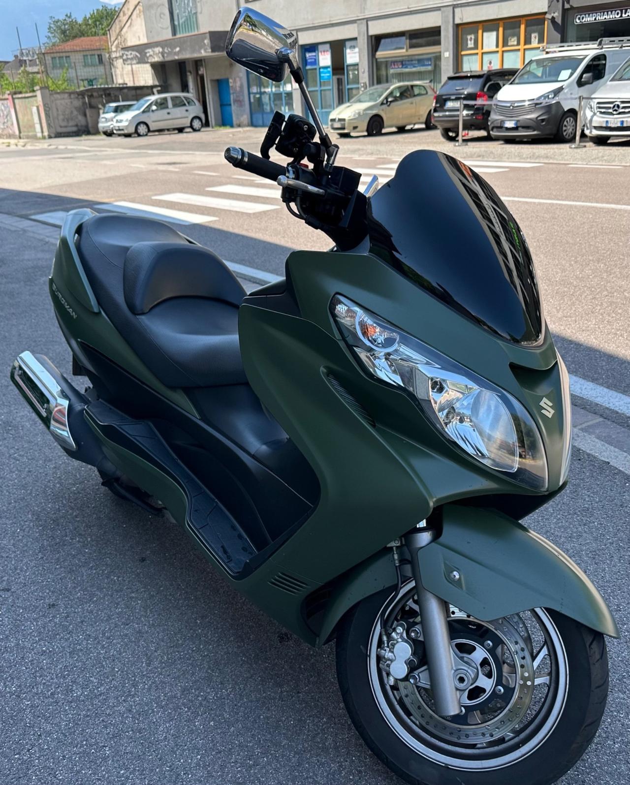 Suzuki Burgman 400