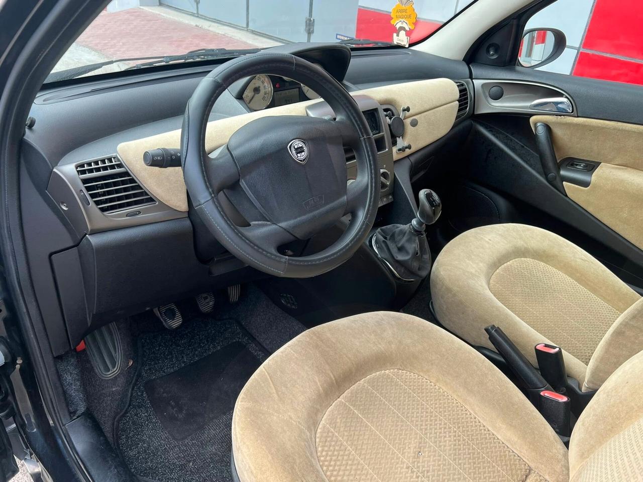 Lancia Ypsilon 1.2