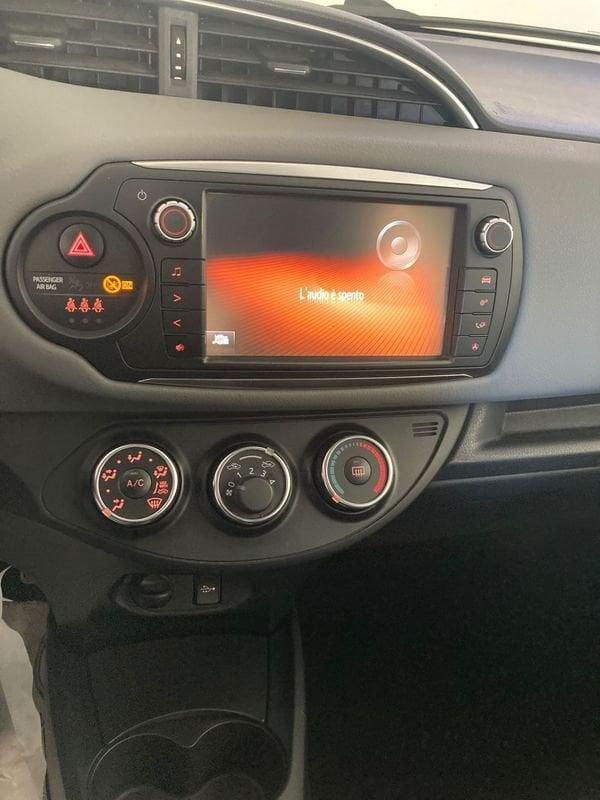 Toyota Yaris Yaris 5p 1.3 Lounge my16