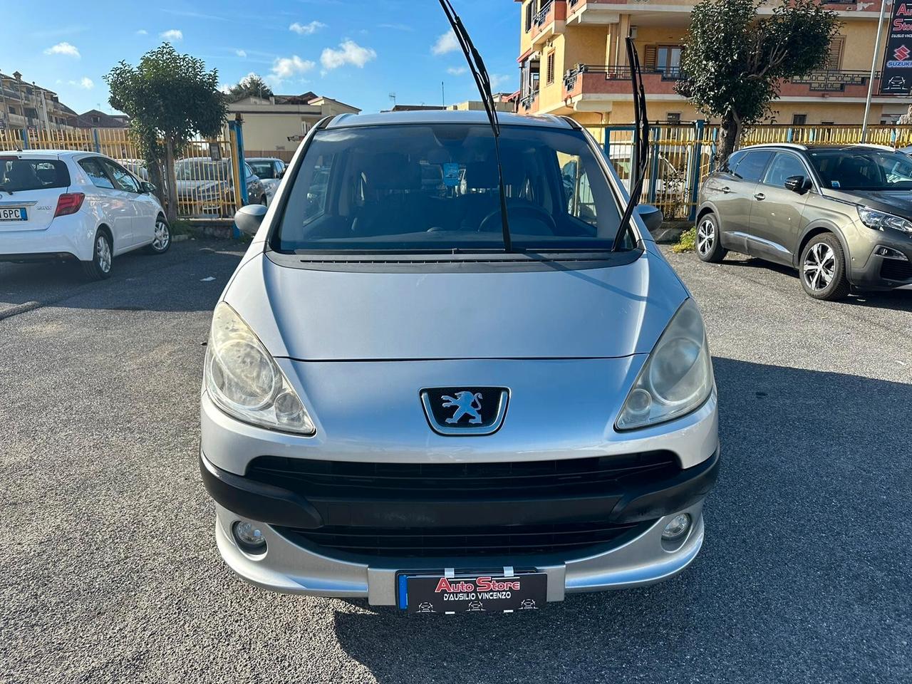 PEUGEOT 1007 1.4BENZINA 74CV