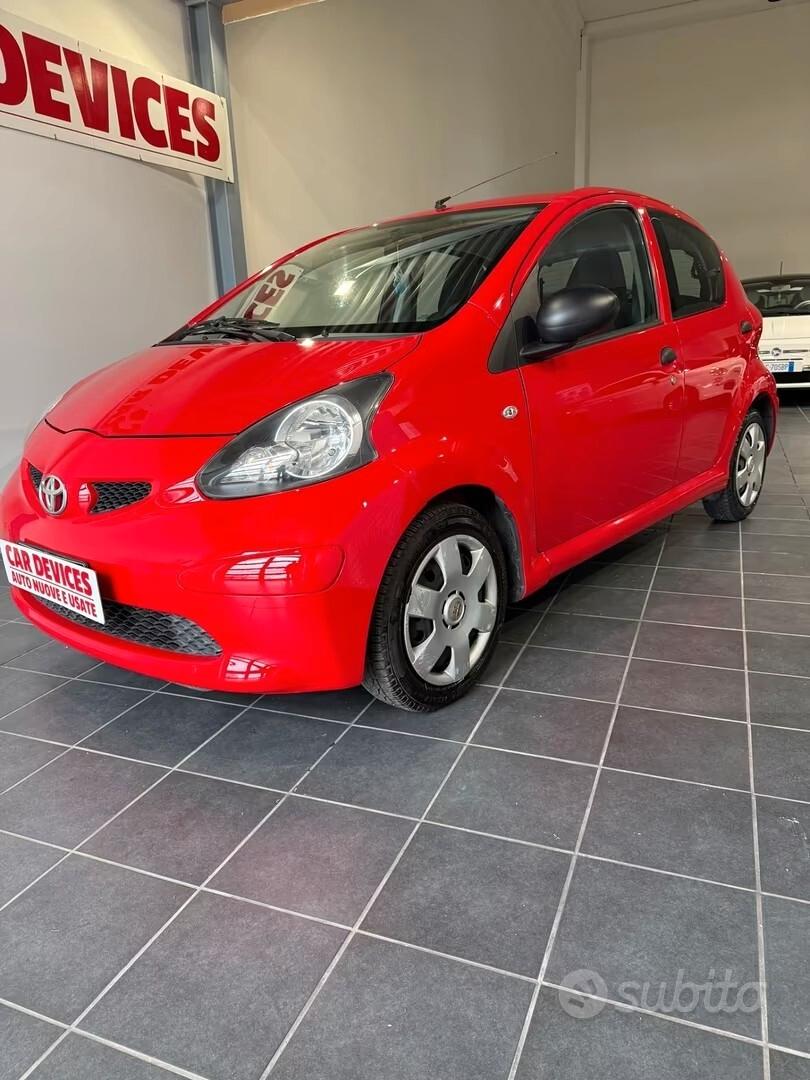 Toyota Aygo 1.0 -5 PORTE - UNICO PROPRIETARIO