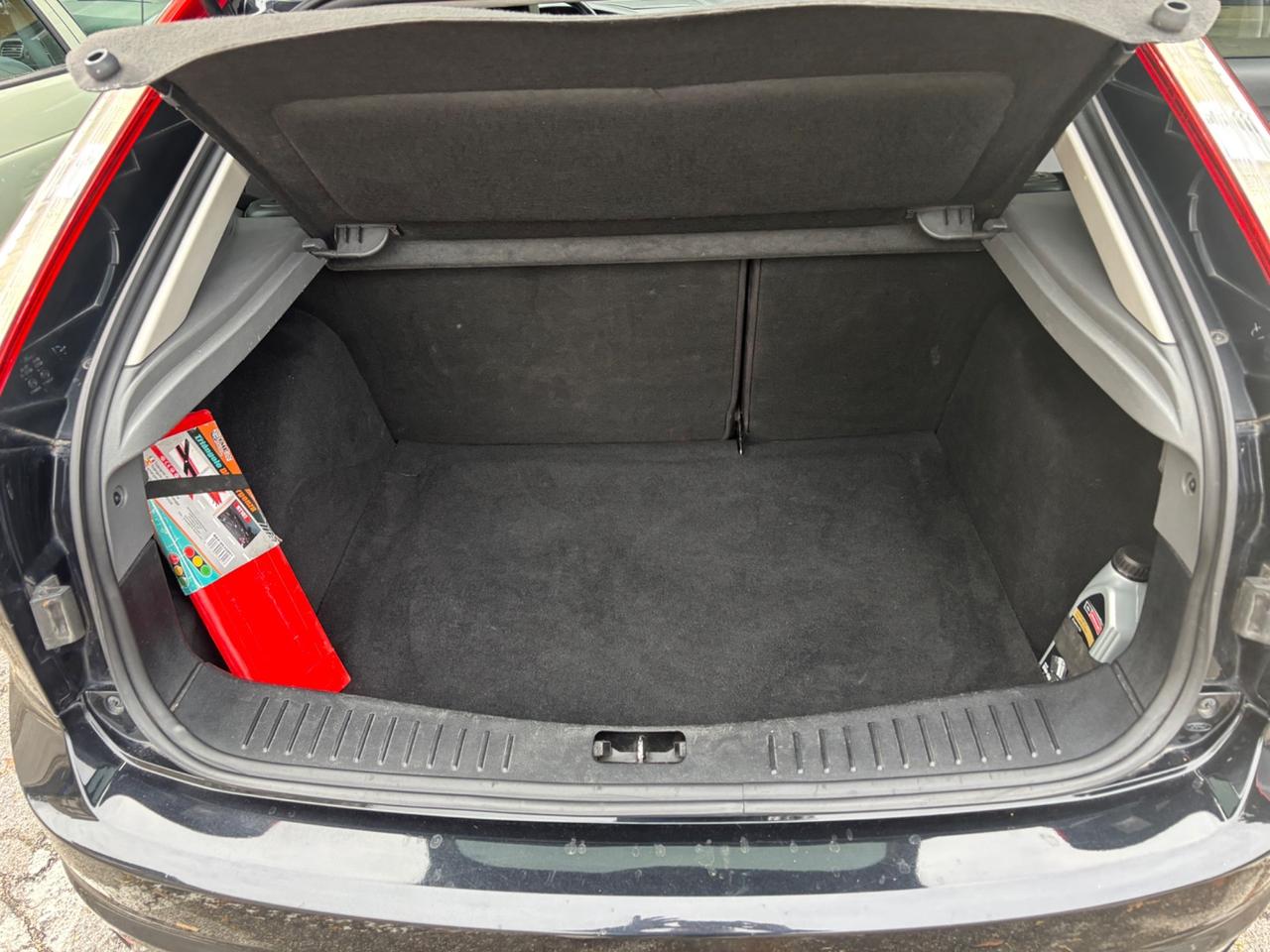 FORD FOCUS 1.6 TDCI TITANIUM SOLO 152000 KM GUARDA