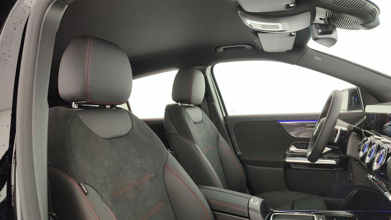 Mercedes-Benz GLA 200 Automatic