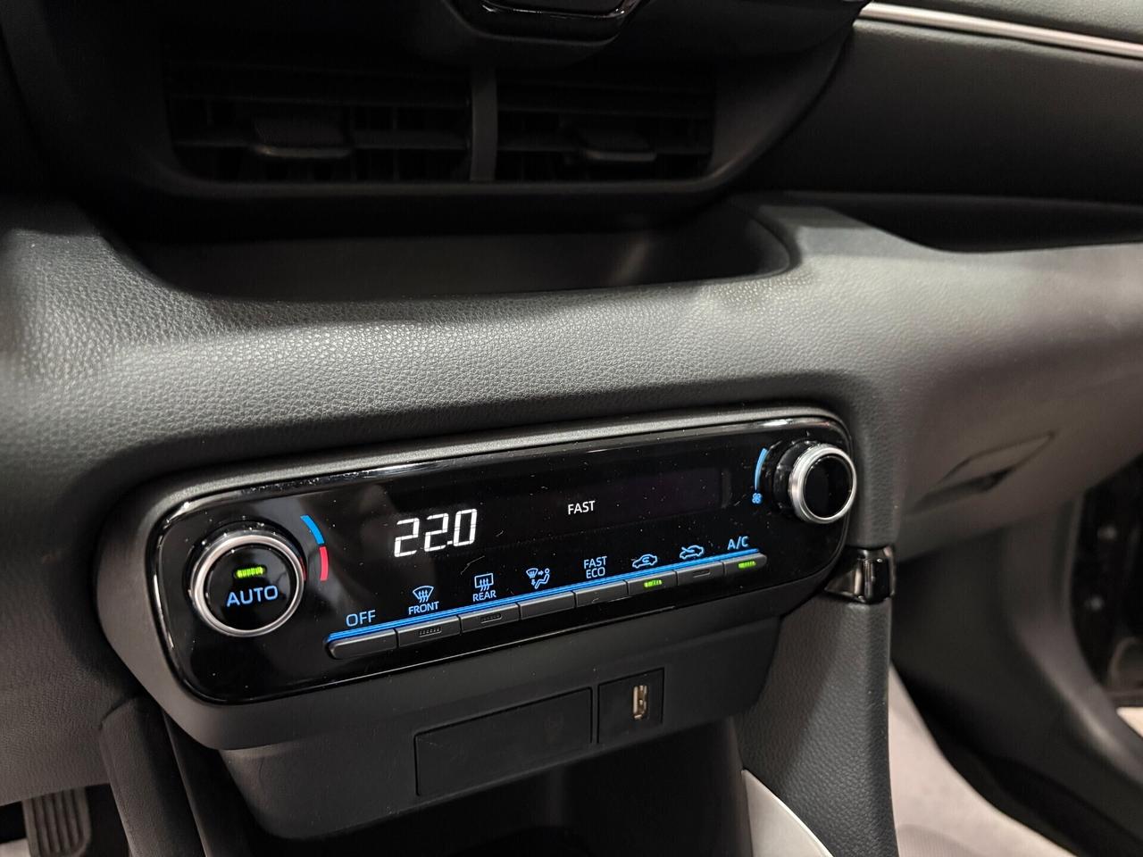 Toyota Yaris 1.5 Full Hybrid 116cv Business ITALIANA