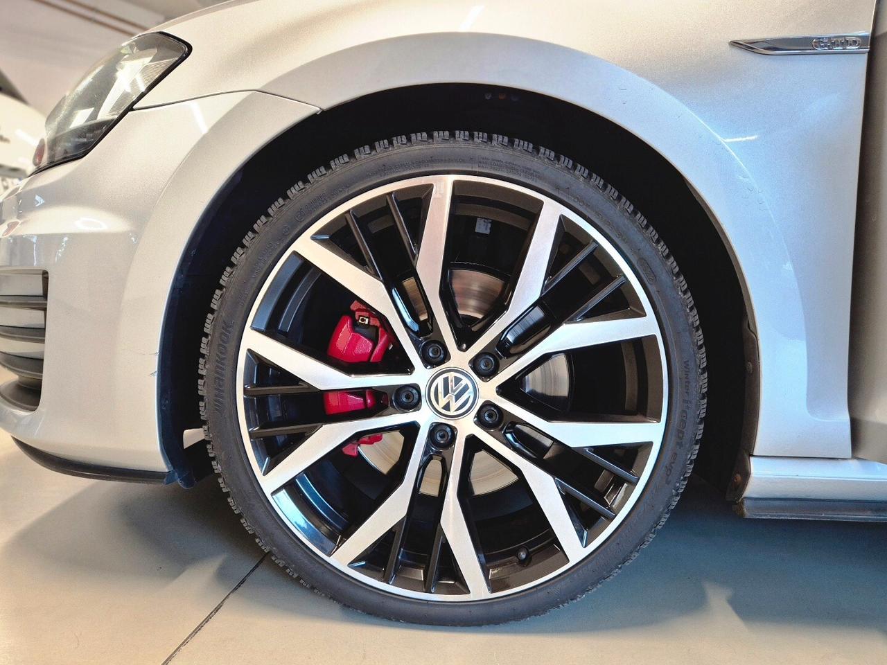 Volkswagen Golf GTD 2.0 TDI DSG 5p. BlueMotion Technology