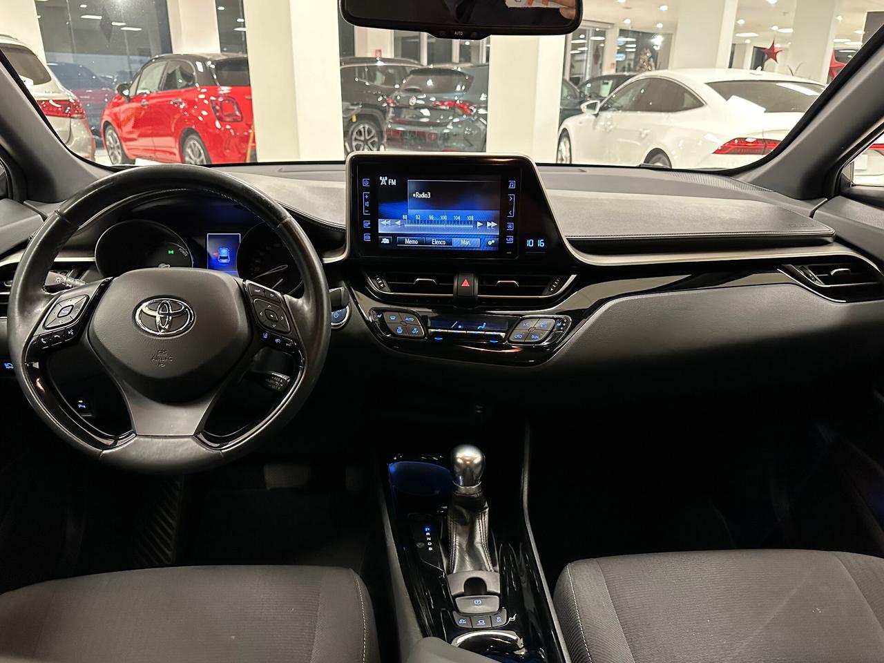 Toyota C-HR 1.8 Hybrid E-CVT Lounge - 2018