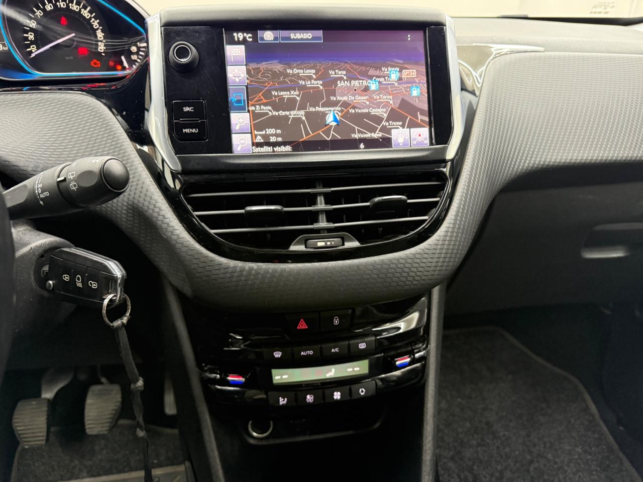 Peugeot 2008 BlueHDi 120 S&S Allure