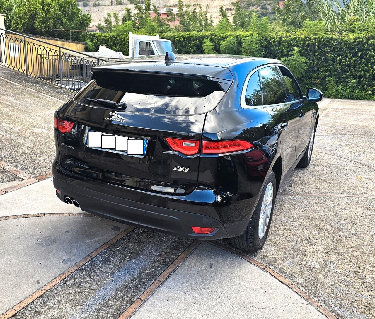 Jaguar F-Pace 2.0 D aut. Prestige FULL PERMUTE