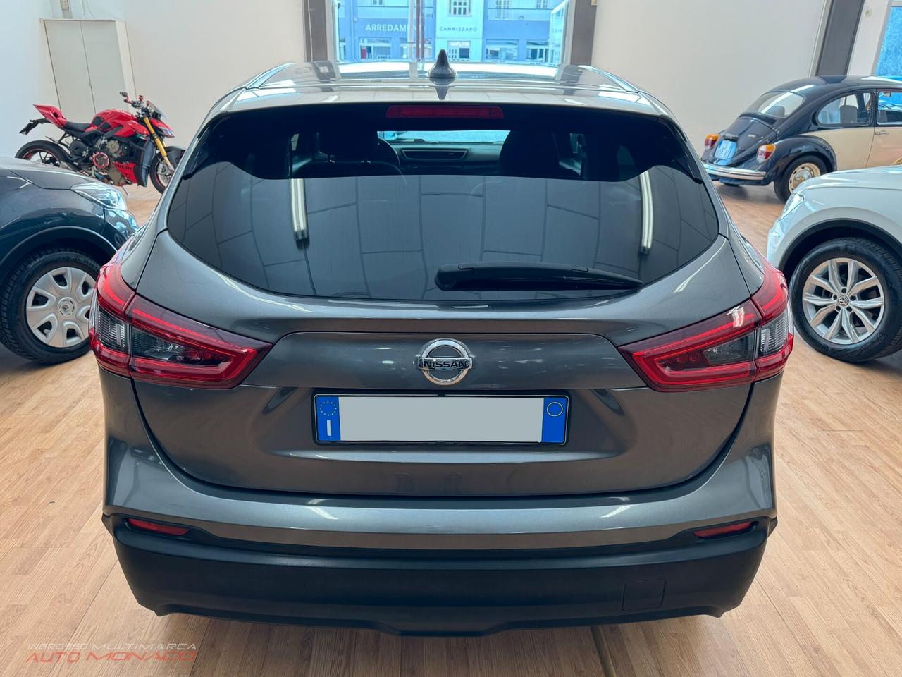 Nissan Qashqai 1.5 dCi 110cv Business 2017