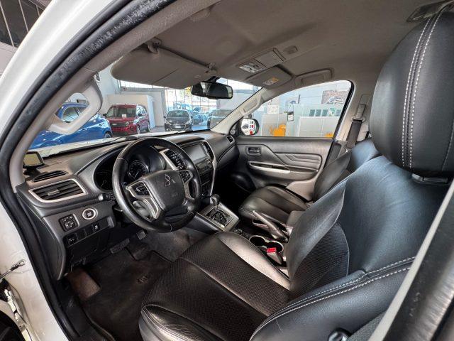 MITSUBISHI L200 2.3 D Doub.Cab 4x4 Sup.Select P2.Intouch Diamond a