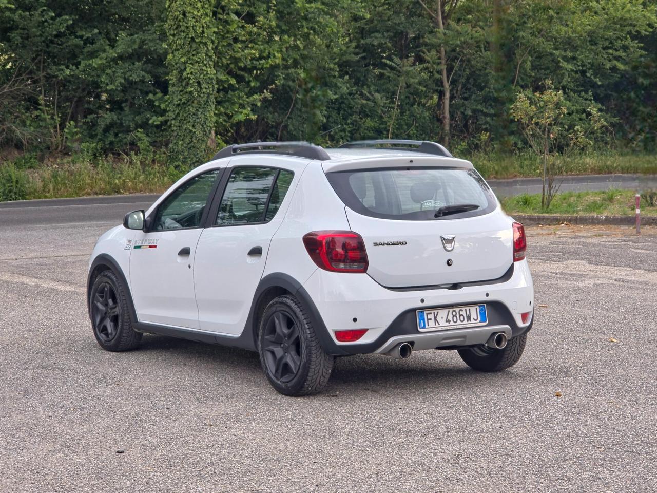 Dacia Sandero 0.9 TCe 12V T-GPL 90CV S&S Serie Speciale Brave 2017-E6 Manuale NEO