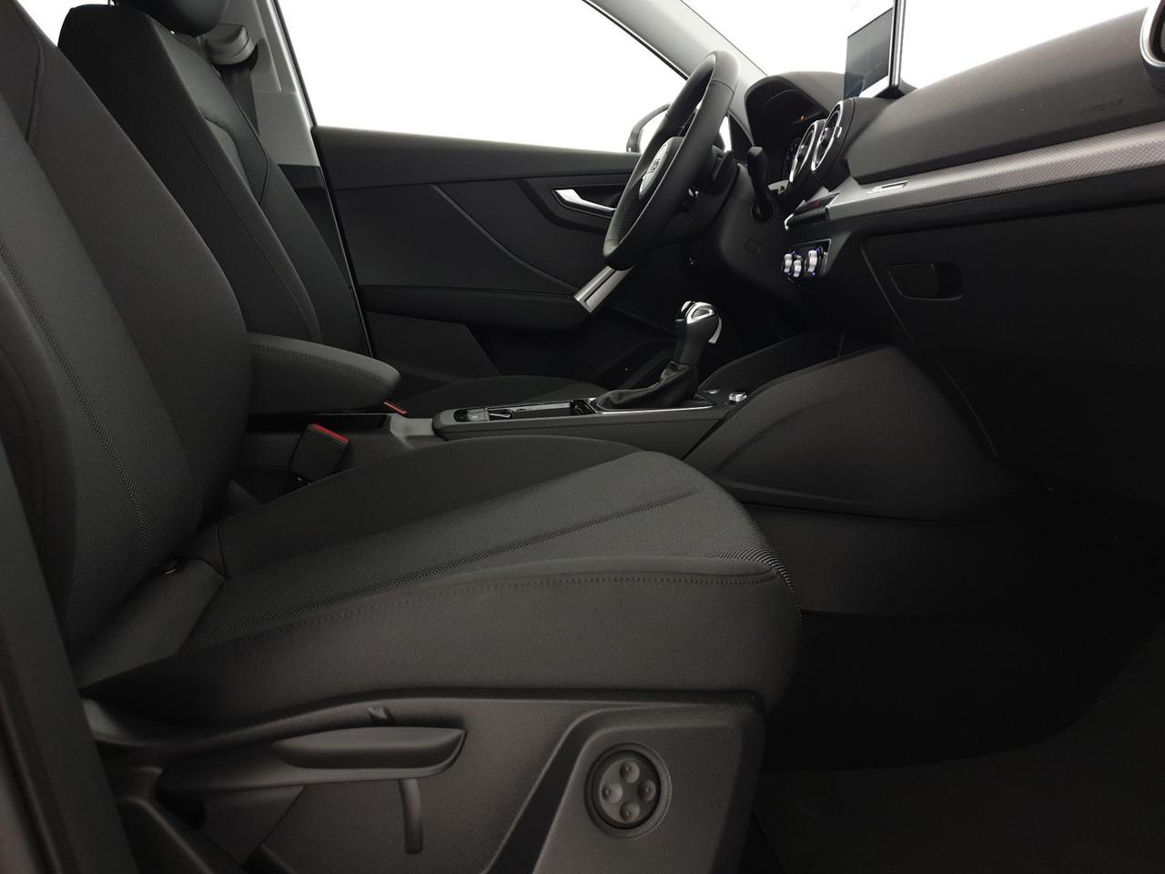 35TFSI 150CV S tronic Identity Black