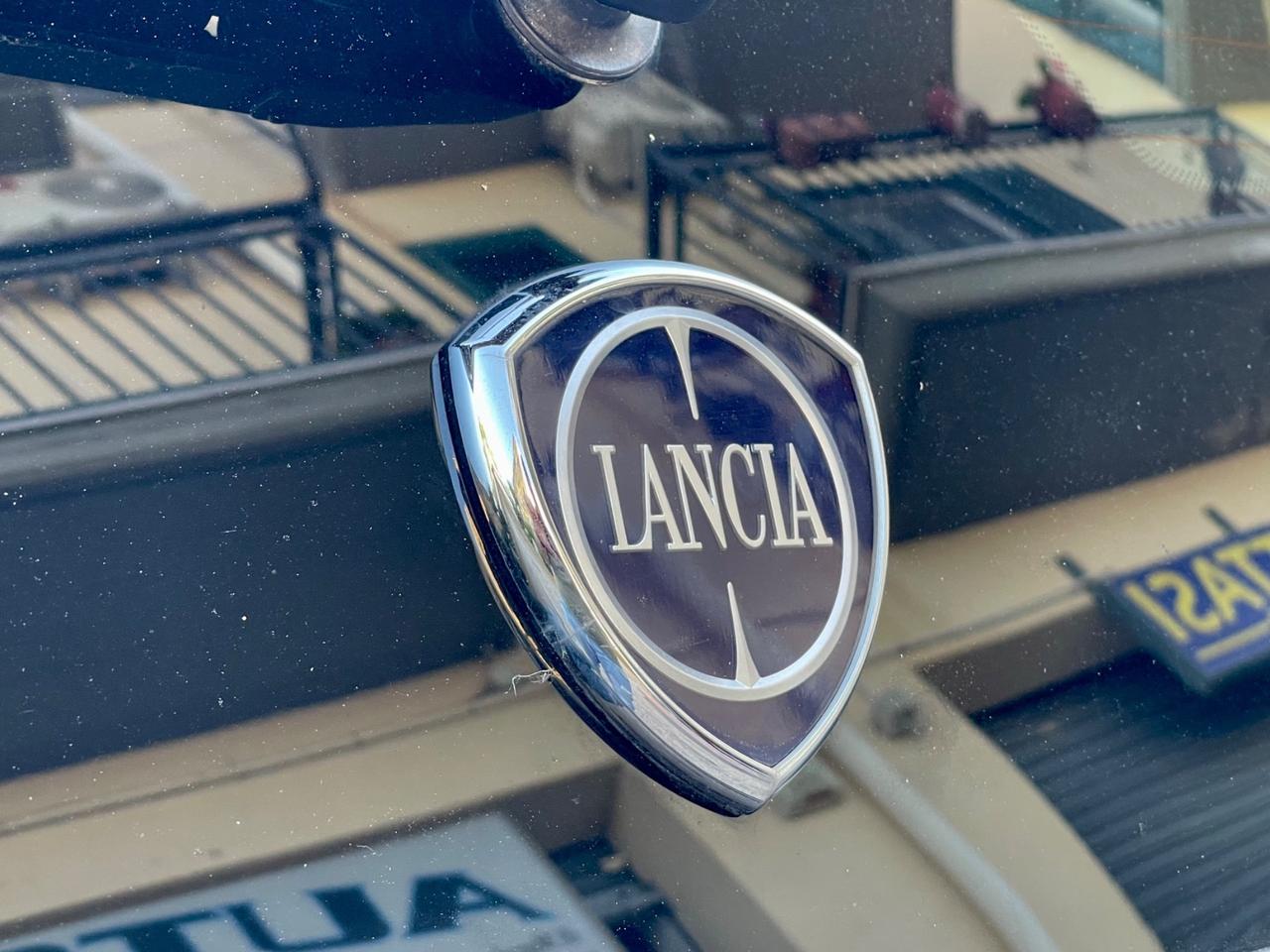 Lancia Ypsilon 1.2 69 CV 5 porte S&S Gold