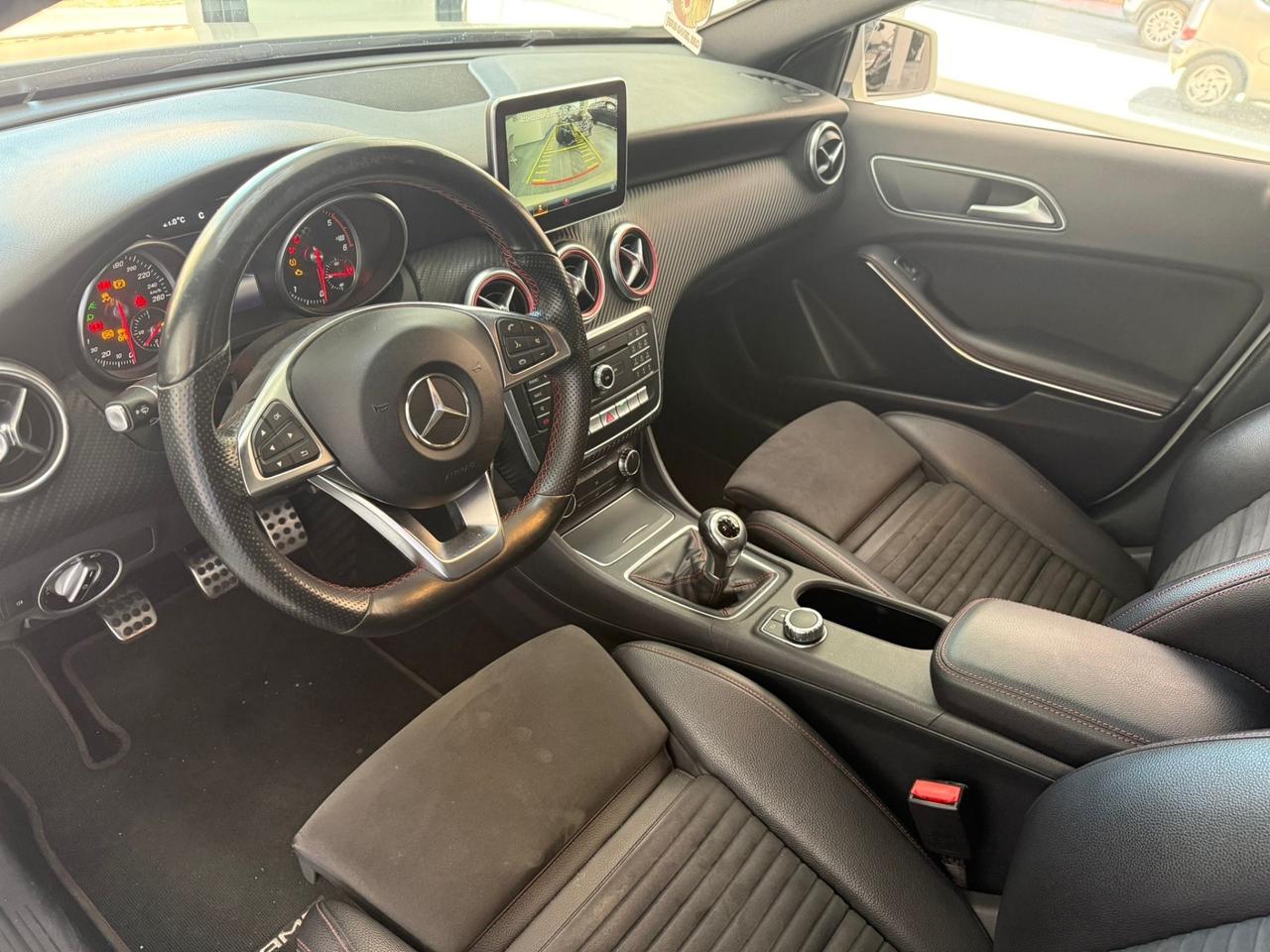 Mercedes-benz A 180d Premium