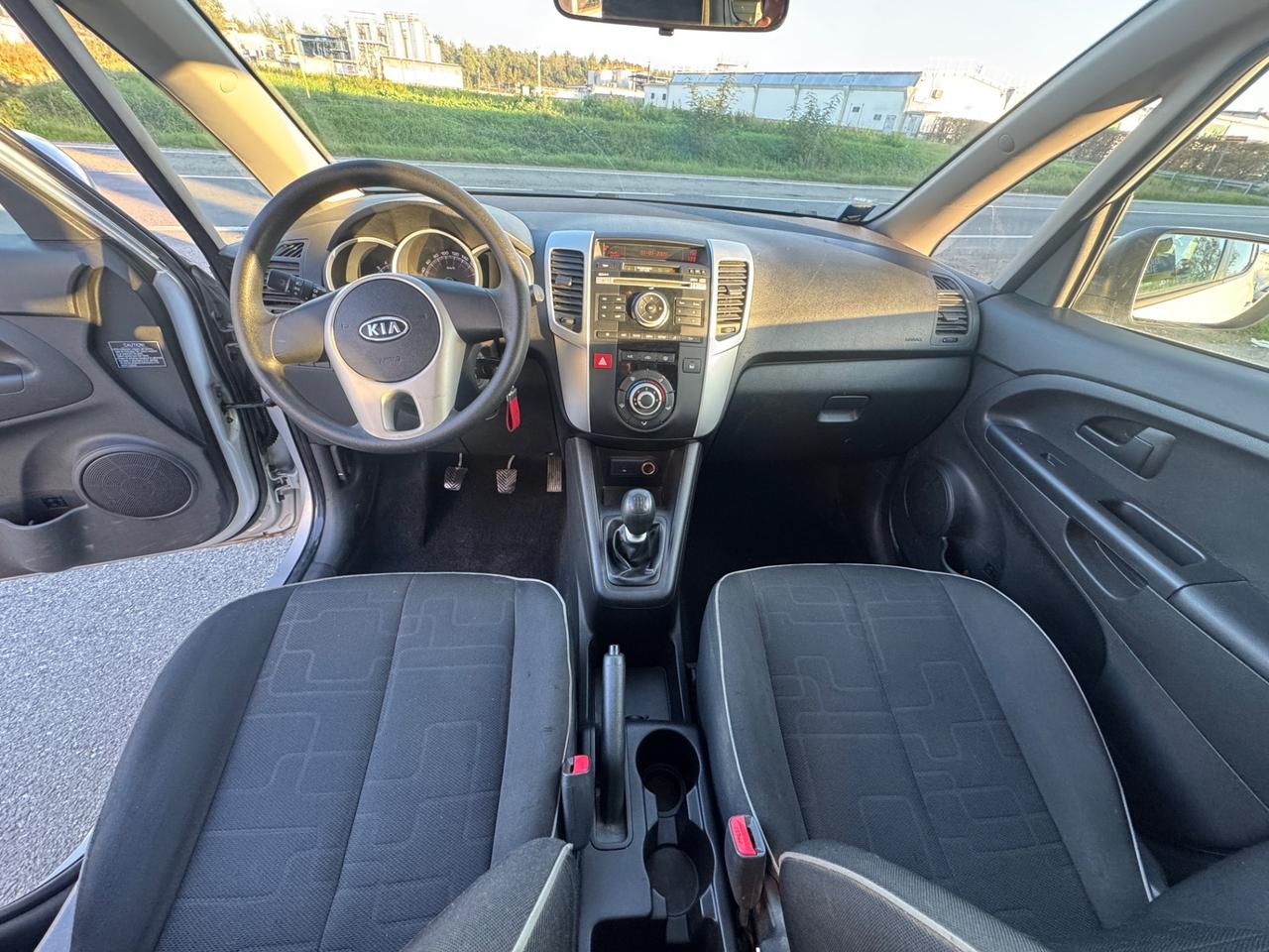 Kia Venga 1.6 CRDi VGT TXkia ok per neopatentati