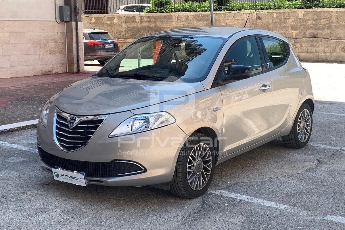 LANCIA Ypsilon 1.2 69 CV 5 porte S&S Gold