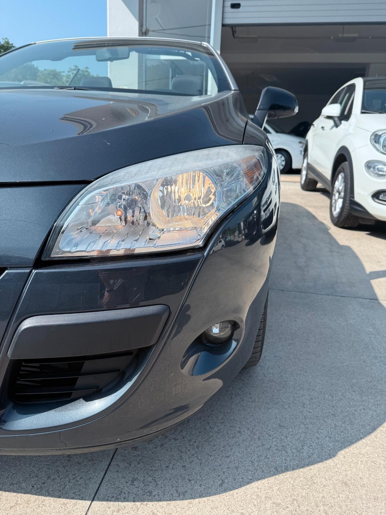 Renault Megane Mégane C-C 1.5 dCi 110CV Wave Edition