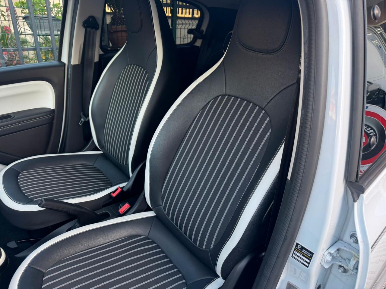 Renault Twingo SCe 65 CV Duel2