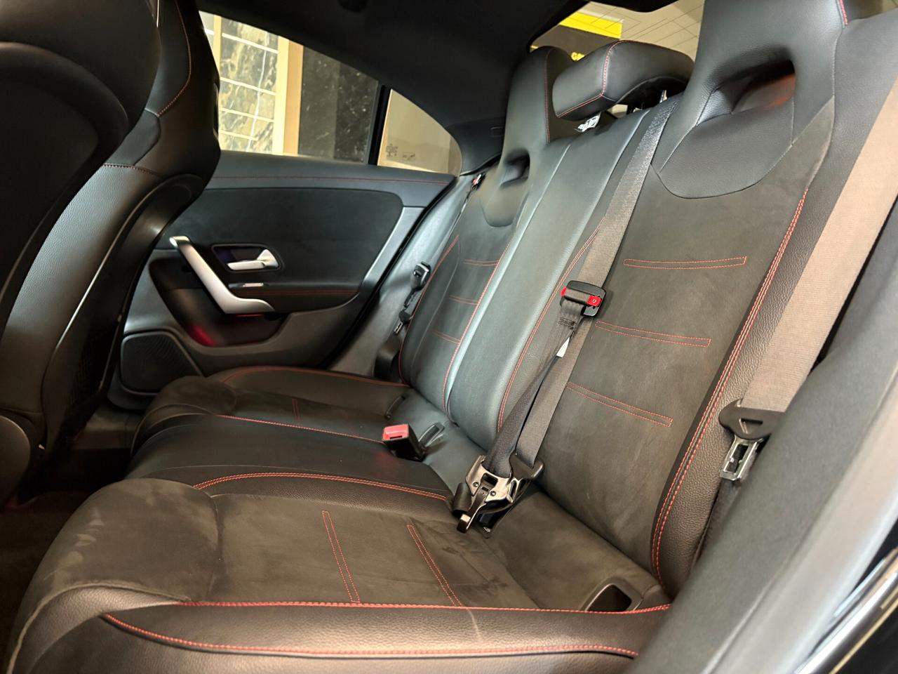 Mercedes-benz CLA 200 d Auto Premium Plus AMG