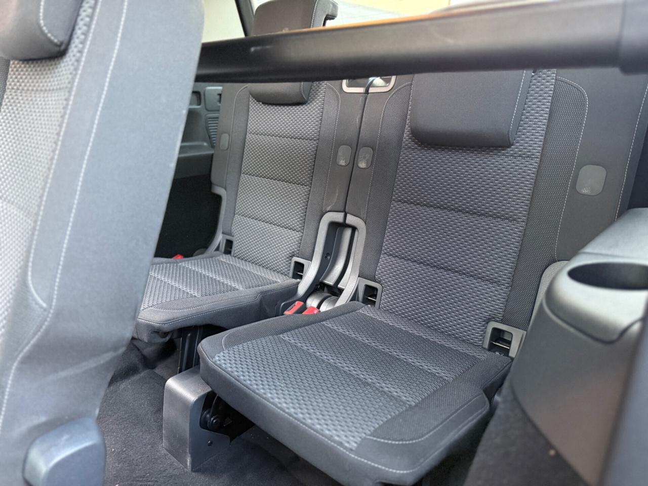 Volkswagen Touran 1.6 TDI Comfortline 7 POSTI!